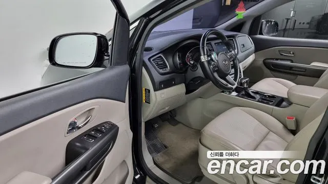 Kia The New Carnival id 2761986 из Кореи 11