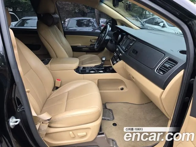 Kia The New Carnival id 2945815 из Кореи 11