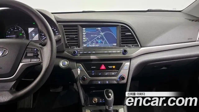 Hyundai Avante AD id 2908035 из Кореи 11