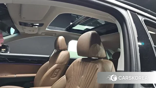 Hyundai Grandeur (GN7) id 3348049 из Кореи 11