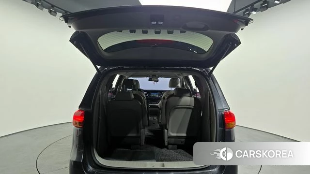 Kia All New Carnival id 3853927 из Кореи 11