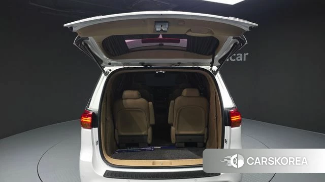 Kia All New Carnival id 3905898 из Кореи 11