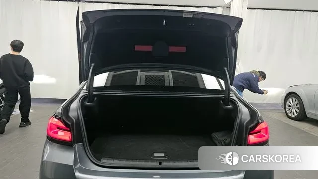 BMW 5 Series (G30) id 3478127 из Кореи 11