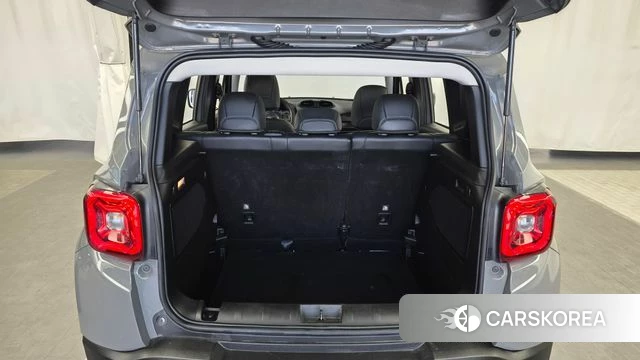 Jeep Renegade id 4294529 из Кореи 11