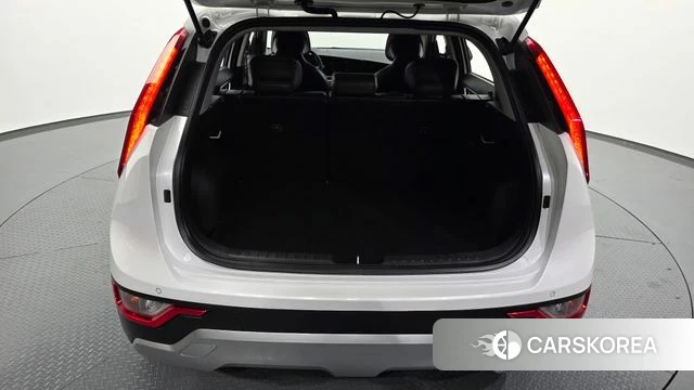 Kia Di Ol Nu Niro id 4854947 из Кореи 11