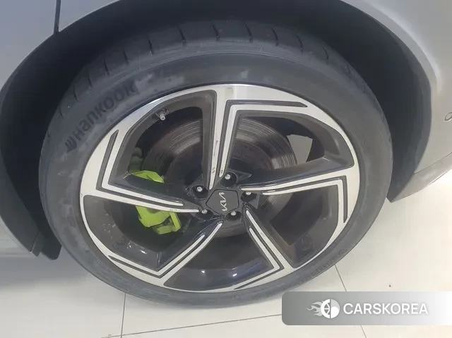 Kia EV6 id 3279467 из Кореи 11