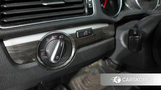 Volkswagen The New Passat id 4587306 из Кореи 11