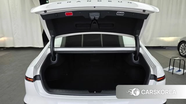 Hyundai Grandeur (GN7) id 4590606 из Кореи 11
