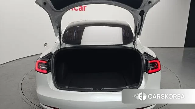 Tesla Model 3 id 3681832 из Кореи 11