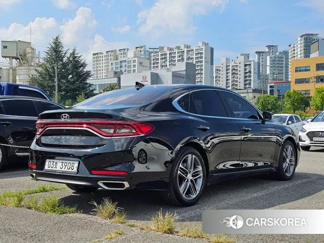 Hyundai Grandeur IG id 3045060 из Кореи 11