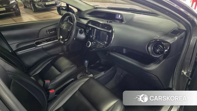 Toyota Prius C id 4746165 из Кореи 11