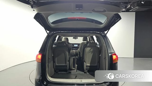 Kia All New Carnival id 4502780 из Кореи 11