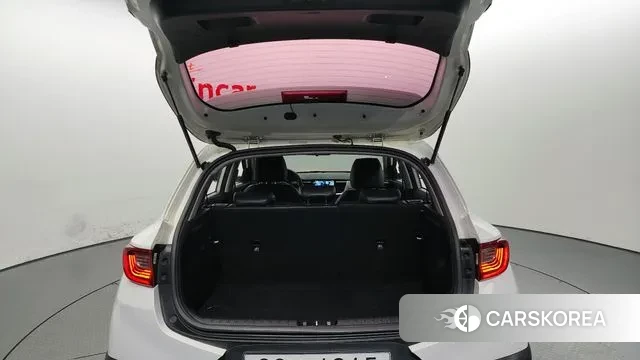 Kia Stonic id 2995617 из Кореи 11