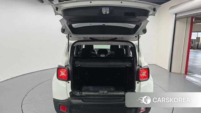 Jeep Renegade id 4331325 из Кореи 11