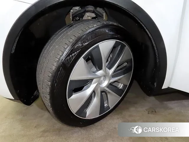 Tesla Model Y id 3473422 из Кореи 11