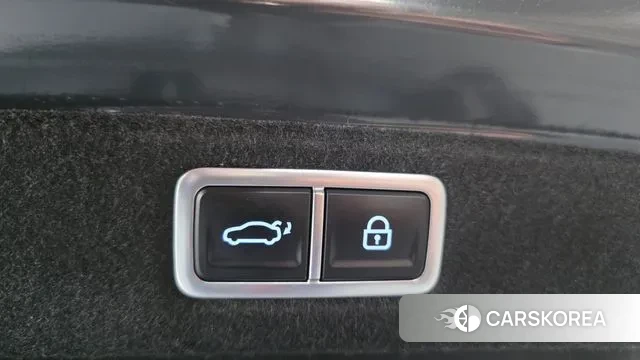 Hyundai Grandeur (GN7) id 3712028 из Кореи 11