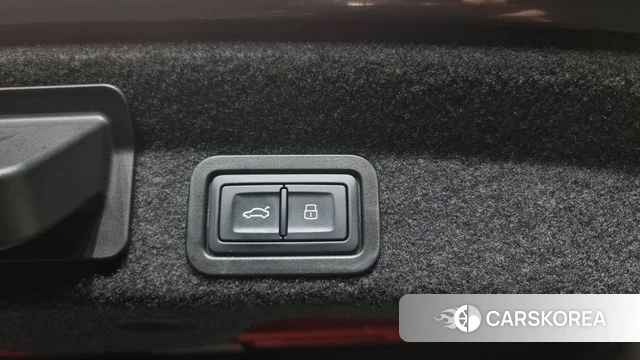 Audi A6 (C8) id 3806105 из Кореи 11