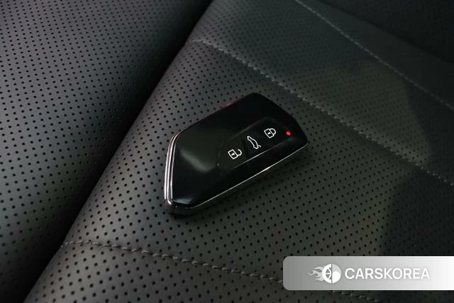 Volkswagen Passat id 4353461 из Китая 11