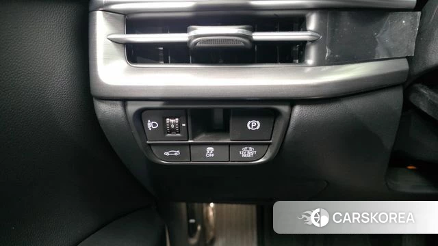Hyundai Grandeur Hybrid (GN7) id 4408538 из Кореи 11
