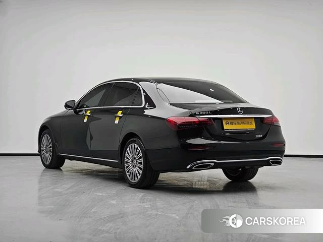 Mercedes-Benz E-class id 4265416 из Китая 11