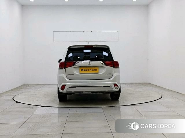 Mitsubishi  Outlander id 4218196 из Китая 11