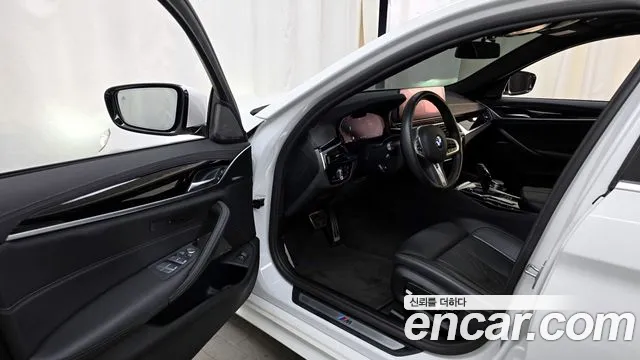 BMW 5 Series (G30) id 2639743 из Кореи 11