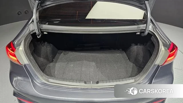 Hyundai Avante AD id 3275761 из Кореи 11