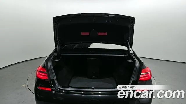 BMW 7 Series (G11) id 2418900 из Кореи 11