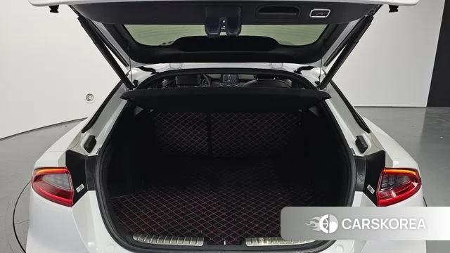 Kia Stinger id 3494451 из Кореи 11