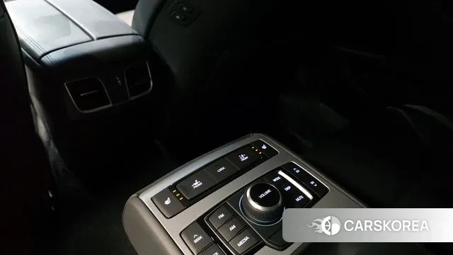 Genesis G80 id 3789574 из Кореи 11