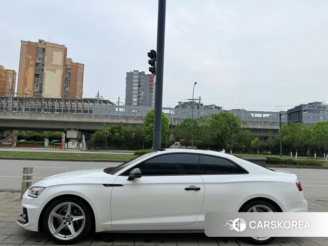 Audi A5 id 4219198 из Китая 11