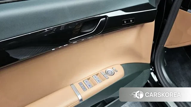 Hyundai Grandeur (GN7) id 3058204 из Кореи 11