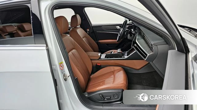 Audi A6 (C8) id 3891422 из Кореи 11