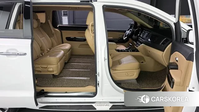 Kia The New Carnival id 2971197 из Кореи 11