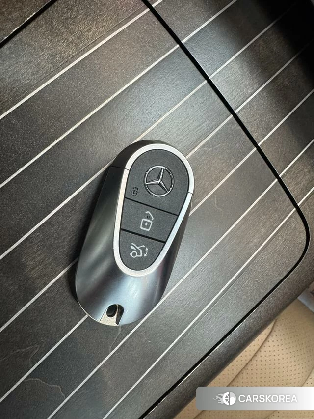 Mercedes-Benz E-class id 4290213 из Китая 11