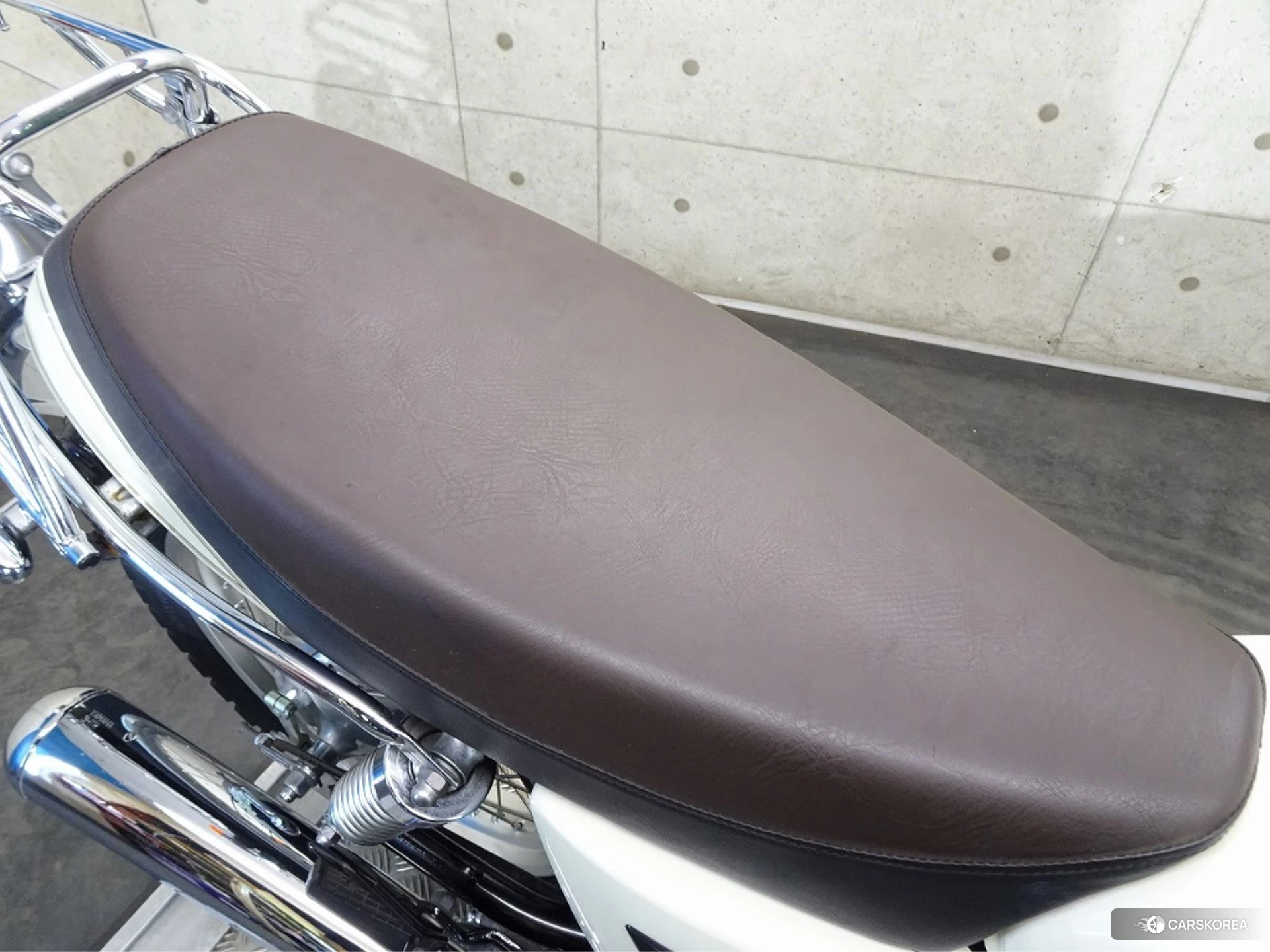 Yamaha SR 400 id 4183467 из Японии 11
