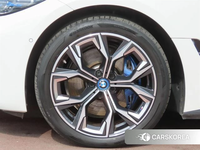 BMW i4 id 4549584 из Кореи 11