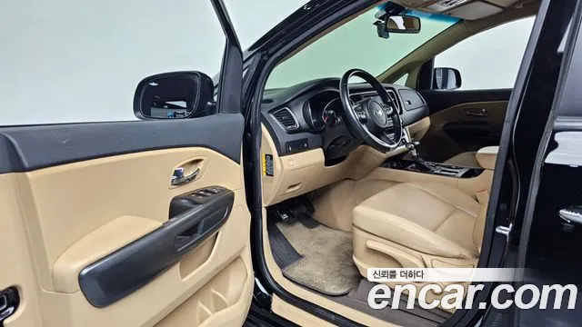 Kia The New Carnival id 2701852 из Кореи 11