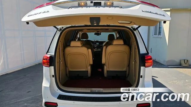 Kia The New Carnival id 2503269 из Кореи 11