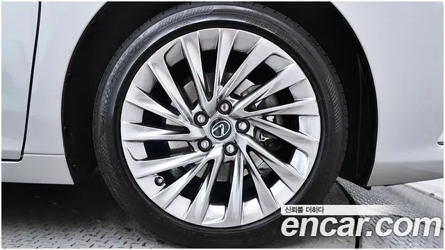 Lexus ES300h 7th generation id 2955379 из Кореи 11