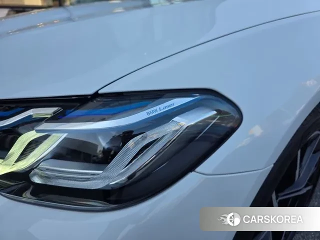 BMW 5 Series (G30) id 3338699 из Кореи 11