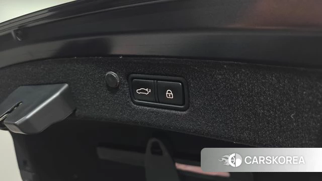 Hyundai The New Grandeur IG Hybrid id 4416716 из Кореи 11