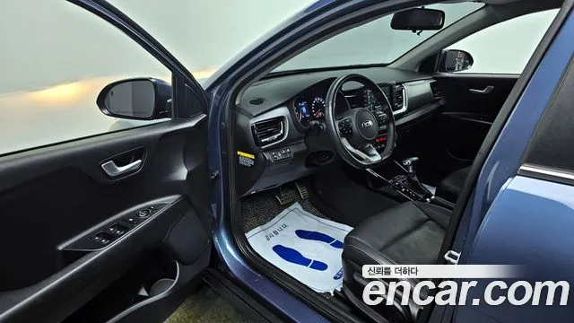 Kia Stonic id 2762961 из Кореи 11