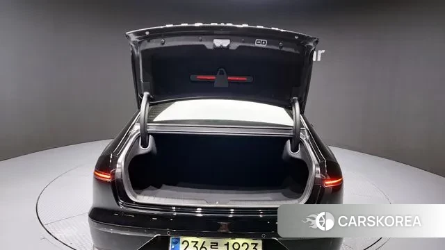 Hyundai Grandeur (GN7) id 3321973 из Кореи 11