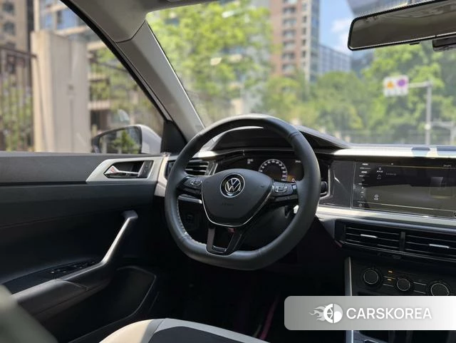 Volkswagen Polo id 4348697 из Китая 11