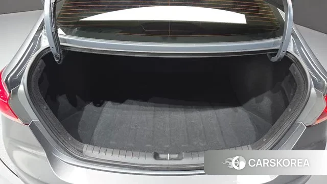 Hyundai Avante AD id 3313516 из Кореи 11