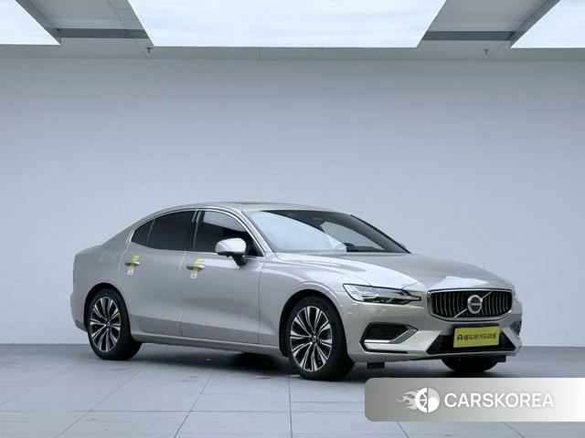 Volvo S60 id 3902213 из Китая 11