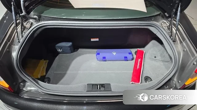 Maserati GranTurismo id 3602364 из Кореи 11