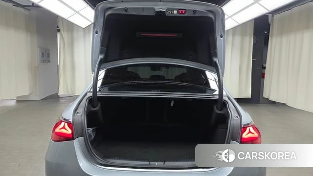 Mercedes-Benz E-Class W214 id 4222975 из Кореи 11