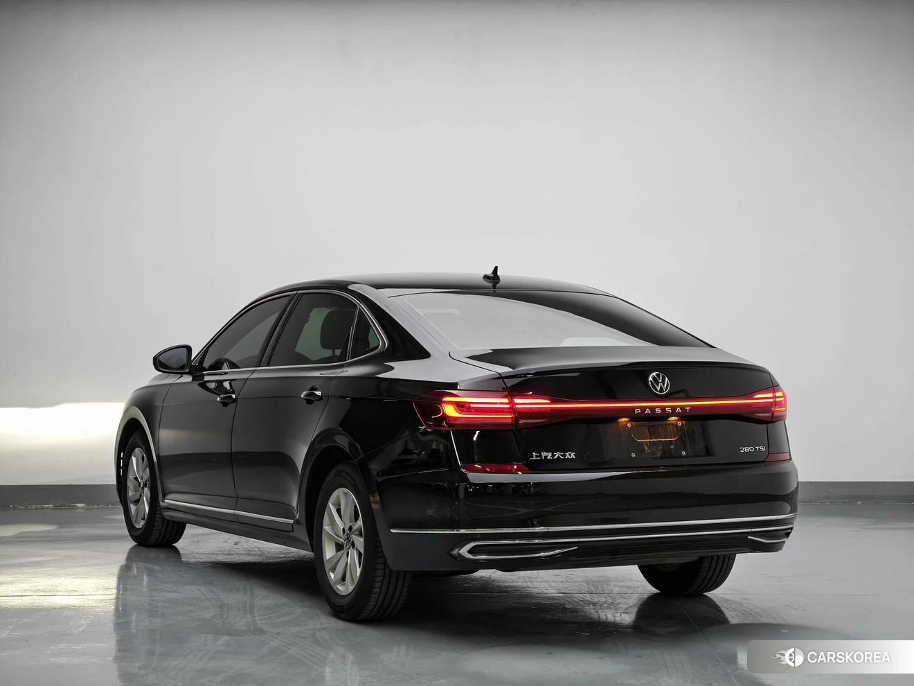 Volkswagen Passat id 4468089 из Китая 11